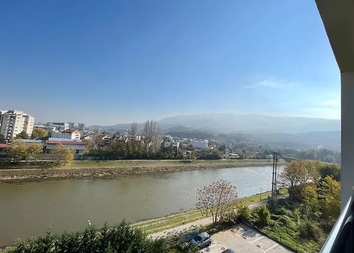 Jurukov Riverside Apartment