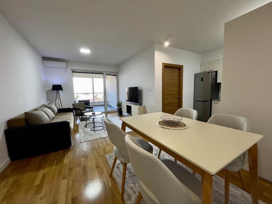 Apartment Jurukov Riverside
