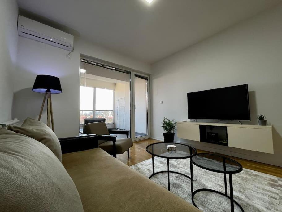 Apartment Jurukov Riverside
